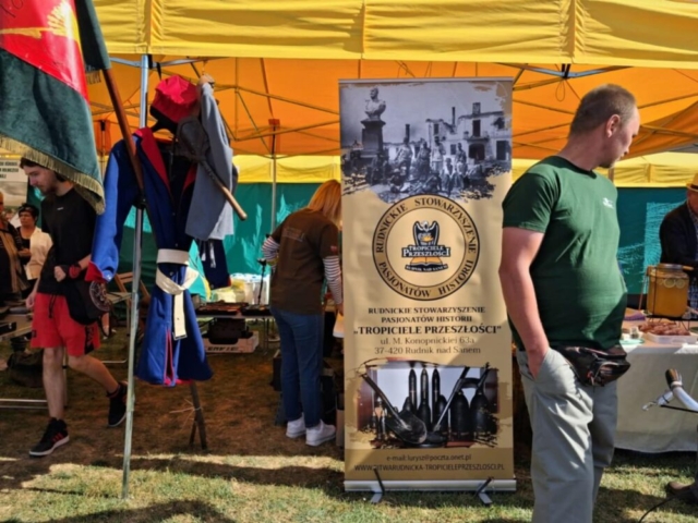 5c07fb4e-ec21-432e-a744-a332c4d20423