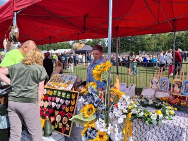 9423e53e-6559-45c2-a346-bd907d603df7